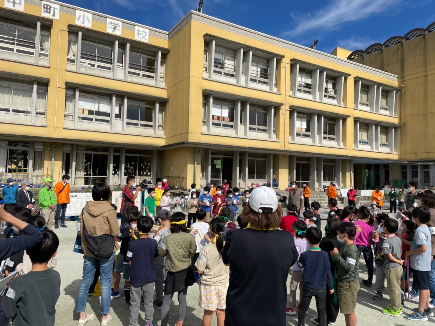 低学年チーム、高学年チーム、それぞれ３位までがんばった賞をゲットして帰りました。